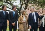 Cuộc sống 5 cậu ấm, cô chiêu nhà tỷ phú Bernard Arnault: Bị đào tạo như quân đội để kế nghiệp đế chế LVMH, bữa trưa cũng là nơi cha 'kiểm tra bài cũ'