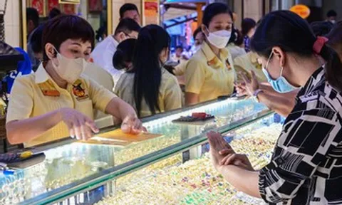 Vàng đã giảm gần 50 triệu đồng/lượng từ đỉnh: Cơ hội 'bắt đáy' hay chiếc bẫy mới?