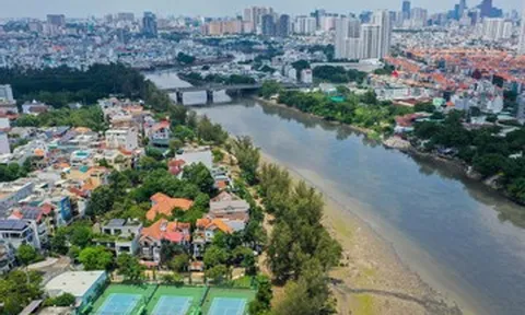 20 phút vào trung tâm TPHCM: Giá căn hộ khu Tây và khu Đông chênh nhau tới 3 lần