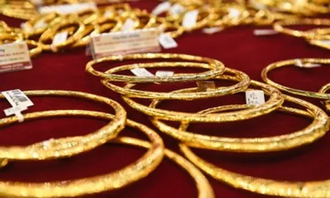 Giá vàng hôm nay 2/7/2026: Vàng bật tăng dữ dội, SJC bứt phá