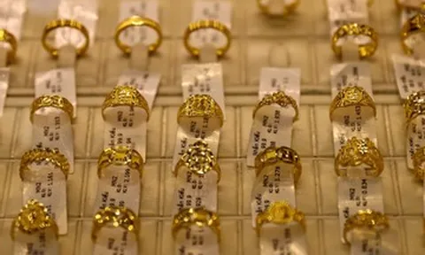 Giá vàng hôm nay 5/7/2026: Chốt tuần khởi sắc, vàng miếng SJC giữ đỉnh cao