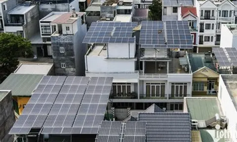 Thông tin mới về cơ chế hỗ trợ tiền cho hộ dân lắp điện mặt trời mái nhà