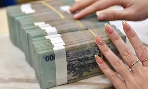 Có nên rút tiền gửi sang ngân hàng có lãi suất cao hơn?