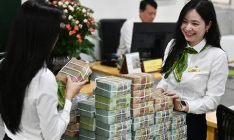 Lãi suất ngân hàng hôm nay 21/7: Gửi 100 triệu tại Big4 nhận bao nhiêu tiền lãi?