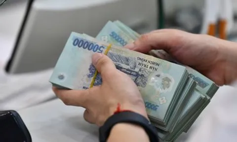 Bộ Tài chính nói rõ thủ tục để hộ kinh doanh chuyển lên doanh nghiệp