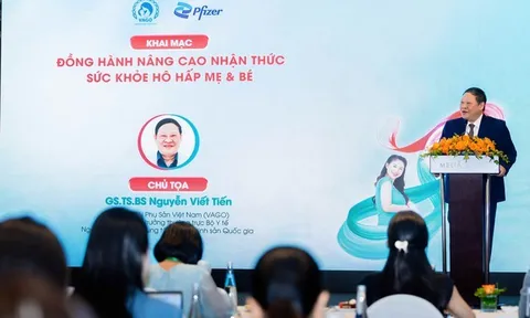 Chăm sóc thai kỳ chủ động giúp thu hẹp "khoảng trống miễn dịch" ở trẻ