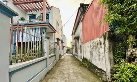 Mua đất, đóng thuế, xây nhà hơn 20 năm vẫn chưa có sổ đỏ: Người dân phải làm gì?