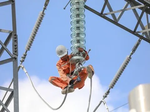 EVN nói rõ về khoản tiền 152.000 tỷ đồng gửi ngân hàng