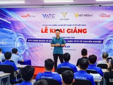 Hơn 10 năm làm trong hệ sinh thái đào tạo ô tô, tôi nhận ra khách hàng không chỉ cần thợ giỏi