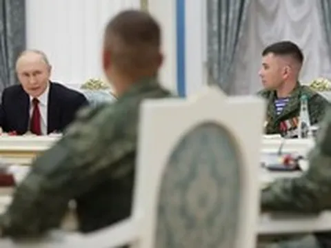 Tổng thống Putin: Nga đơn độc chống lại toàn bộ phương Tây