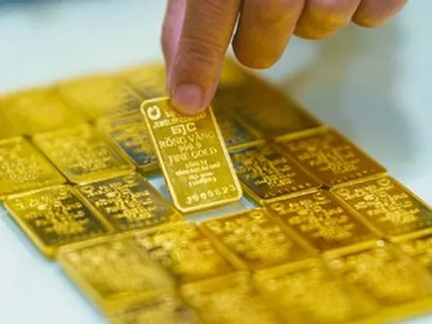 8 ngày đi 'tàu lượn' của giá vàng: Tăng mạnh, hạ nhanh