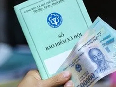 Phụ cấp theo xếp loại có tính đóng BHXH và lương làm thêm giờ?