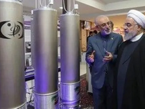 Mỹ rót 672 triệu USD để xử lý kho uranium của Iran?