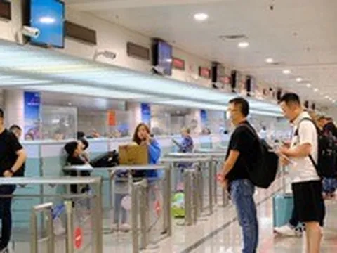 Cơ quan Thuế thông báo: Tạm hoãn xuất cảnh tất cả người có tên trong danh sách sau