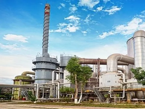 Hóa chất Đức Giang hoạt động ra sao sau khi cha con ông Đào Hữu Huyền bị bắt?