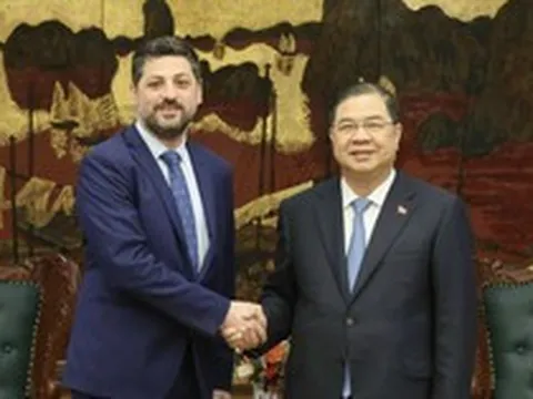 Phó Thủ tướng Thường trực Chính phủ Phạm Gia Túc tiếp Giám đốc điều hành WEF Maroun Kairouz