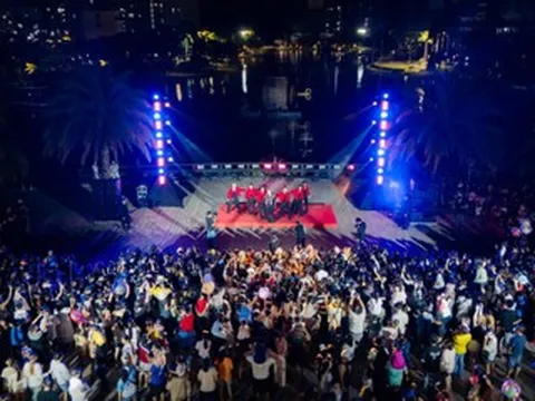 Hàng ngàn lượt người tham dự lễ hội tại Nam Long II Central Lake