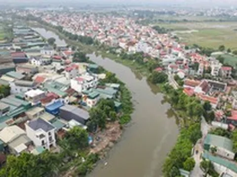 Hiện trạng sông Nhuệ ô nhiễm trước dự án hơn 75.000 tỷ đồng để 'hồi sinh'