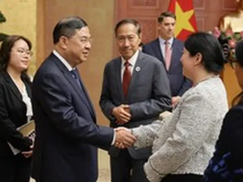Phó Thủ tướng Thường trực Chính phủ Phạm Gia Túc làm việc với các doanh nghiệp Hoa Kỳ