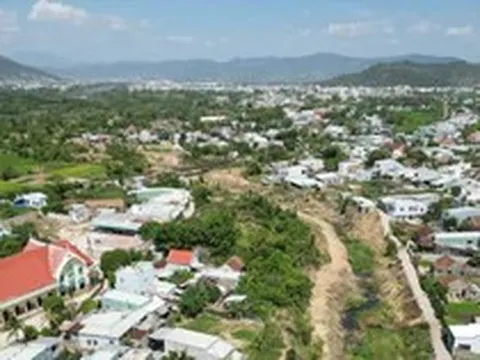Chạy đua "hồi sinh" các dòng sông thoát lũ, giải ngập ven đô thị Quy Nhơn
