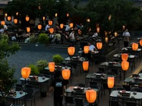 "Mỏ vàng" trên những mái nhà bỏ hoang ở Trung Quốc