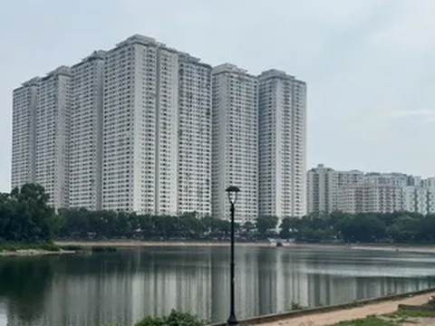 Chung cư 'bình dân' cũ hạ nhiệt cả tỷ đồng, người mua vẫn chờ giá giảm
