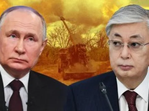 Tổng thống Kazakhstan kêu gọi đóng băng xung đột Ukraine, Điện Kremlin lên tiếng